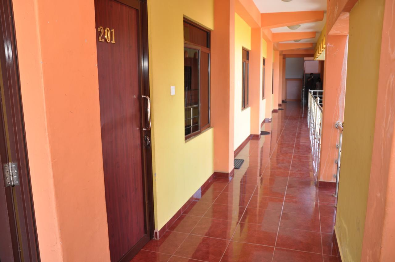 Sunshine Hotel Trincomalee Extérieur photo